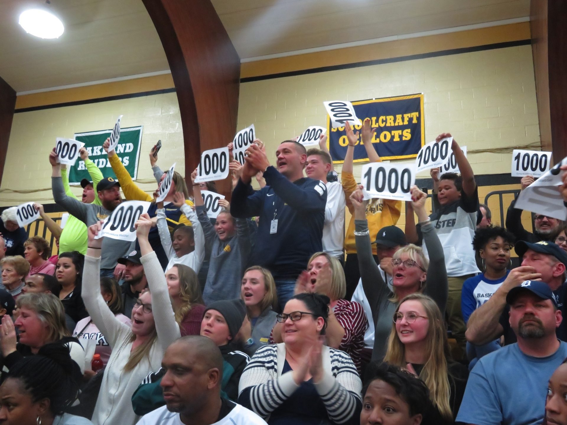 Area Teams Battle In Inaugural Steve Schmidt Roundball Classic The